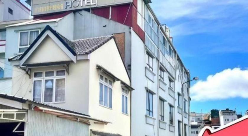 Gold Night Hotel Da Lat Exterior photo