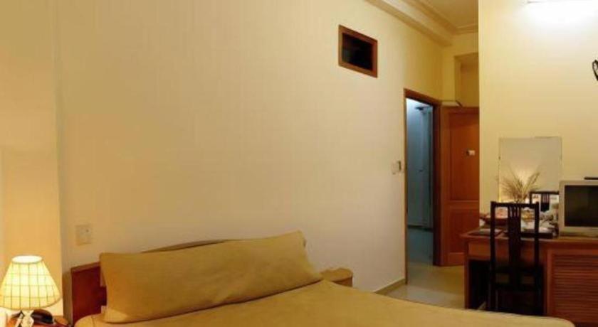 Gold Night Hotel Da Lat Exterior photo