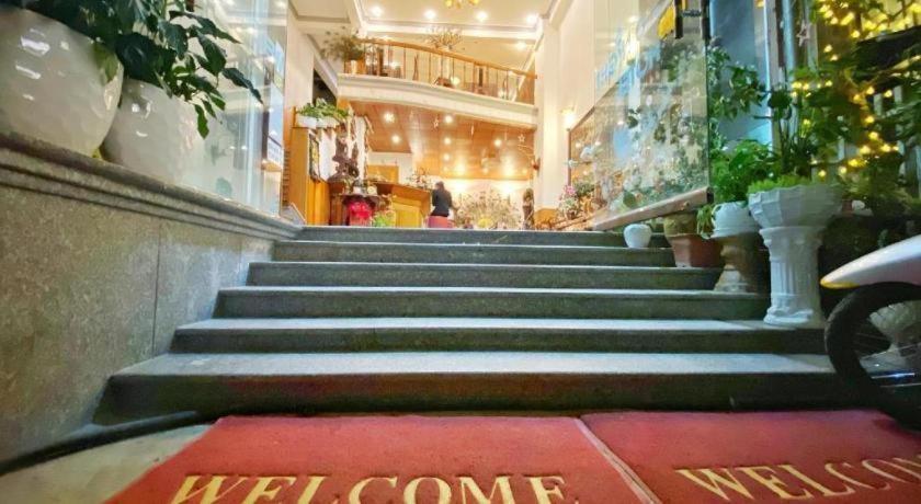 Gold Night Hotel Da Lat Exterior photo
